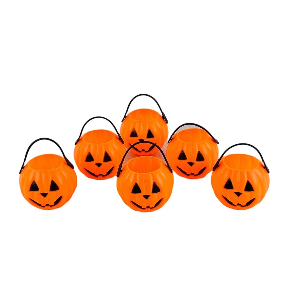 Halloween Jack-O-Lantern Candy Container Lot of 6 Small Plastic Pumpkin w/Handle